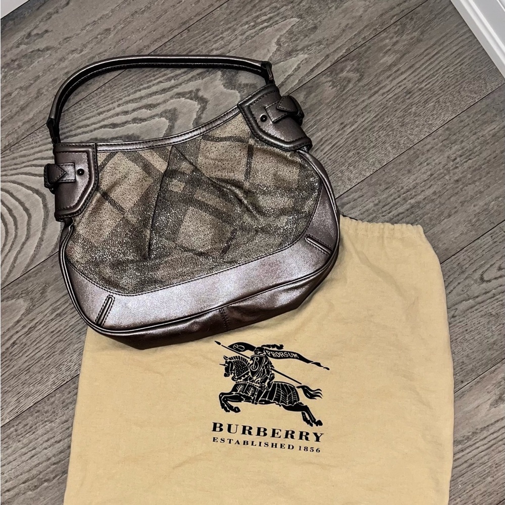 Authentic Burberry Super Nova Check Shoulder Bag - Picture 3 of 16